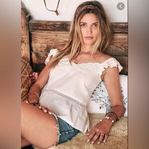 Sezane Irisa Top - Sleeveless Lace Ruffle Blouse